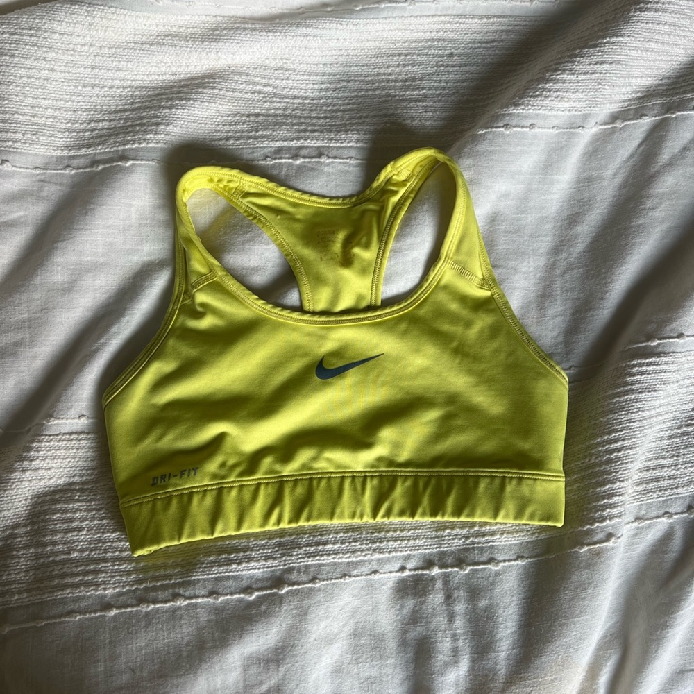 👁️‍🗨️8$sale👁️‍🗨️Nike Pro Sportsbra